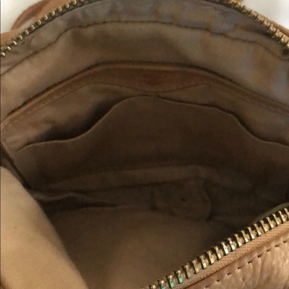 Lucky Brand Leather Crossbody Purse - Picture 5 of 7